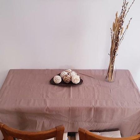 Spacious Apartment In The Historical Center Of Atena Exterior foto