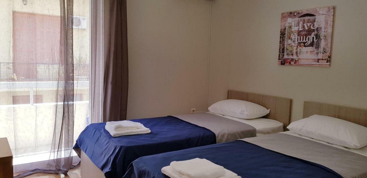 Spacious Apartment In The Historical Center Of Atena Exterior foto